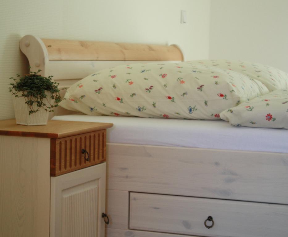 Cafe Im Hof- Bed & Breakfast Streufdorf Экстерьер фото