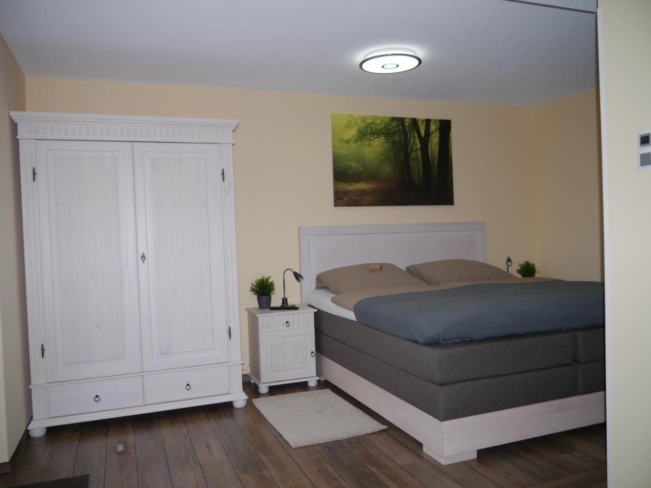 Cafe Im Hof- Bed & Breakfast Streufdorf Экстерьер фото